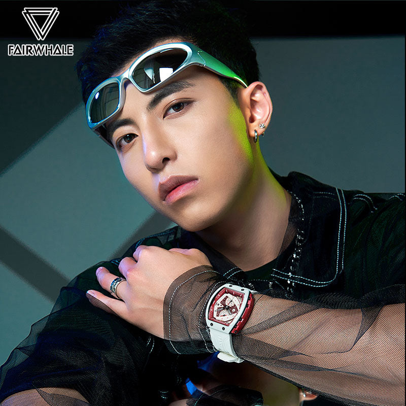 Mark Fairwhale FW-5690