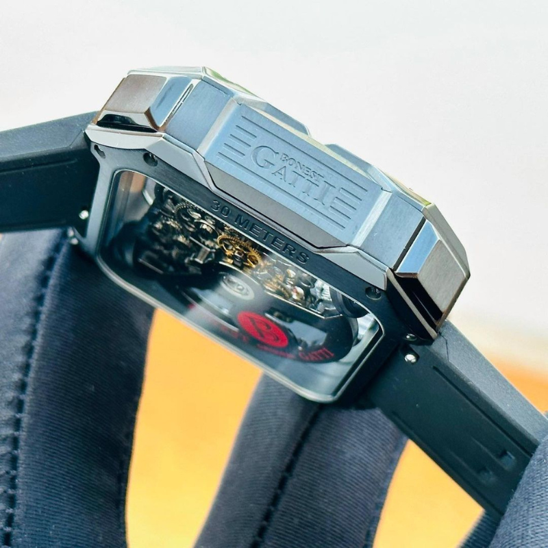 Space Series - Stainless Steel BG5804 Black