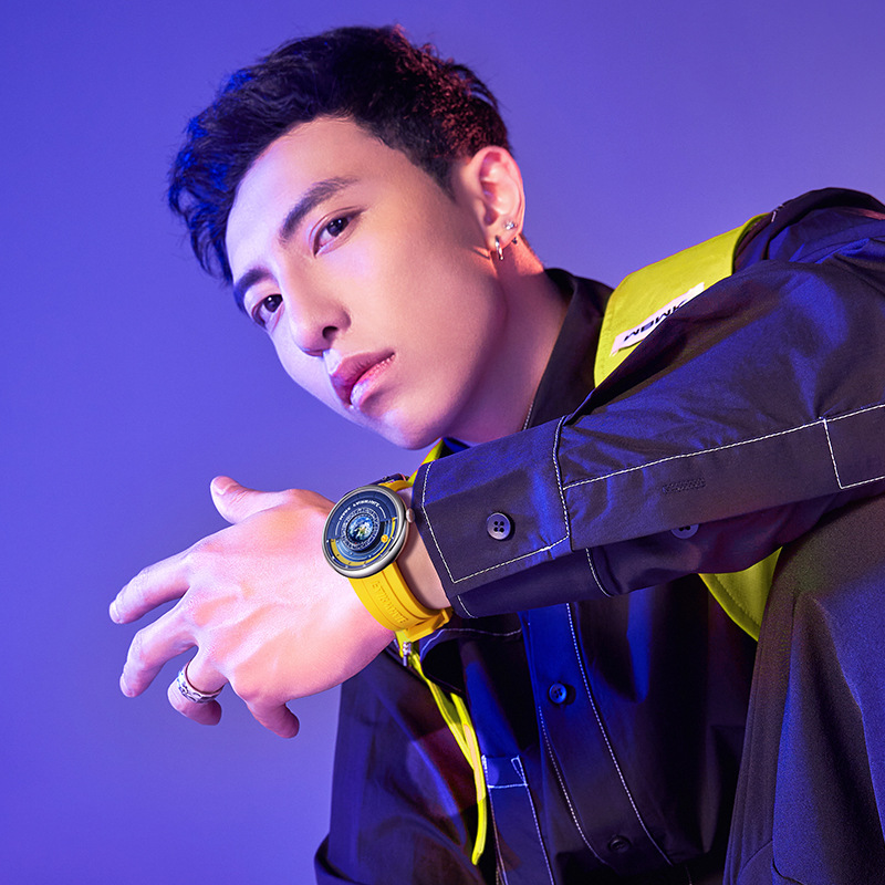 Mark Fairwhale FW-5700