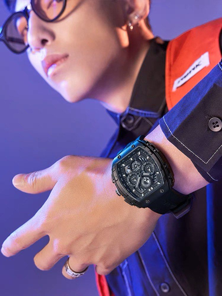 Mark Fairwhale FW-5670